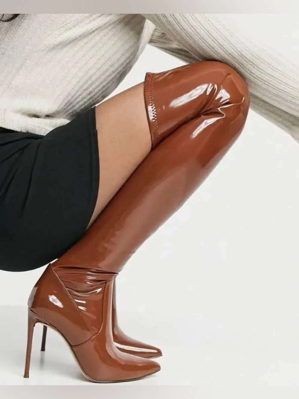 New NWOT Steve Madden Viktory Brown Patent Thigh-High Stiletto Boots
